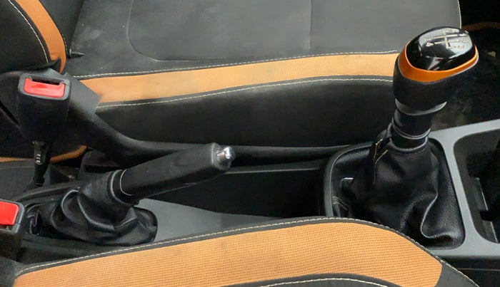 2020 Renault Kwid 1.0 CLIMBER OPT, Petrol, Manual, 34,732 km, Gear Lever