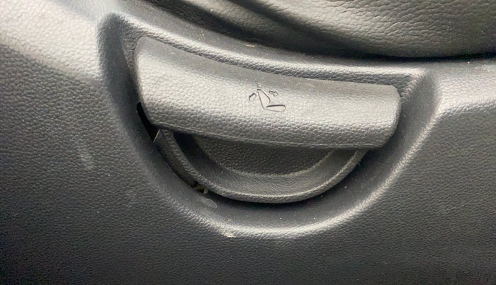 2015 Hyundai Grand i10 SPORTZ 1.2 KAPPA VTVT, Petrol, Manual, 47,821 km, Driver Side Adjustment Panel