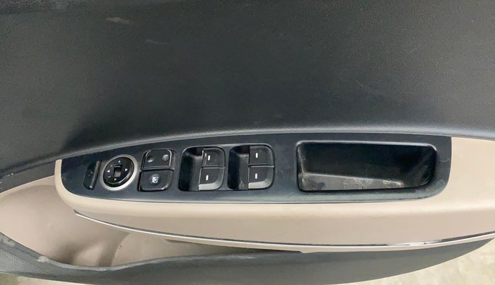 2017 Hyundai Grand i10 ASTA 1.2 KAPPA VTVT, Petrol, Manual, 71,876 km, Driver Side Door Panels Control