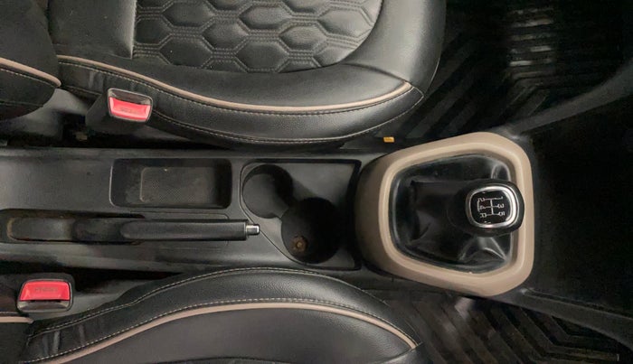 2017 Hyundai Grand i10 ASTA 1.2 KAPPA VTVT, Petrol, Manual, 71,876 km, Gear Lever