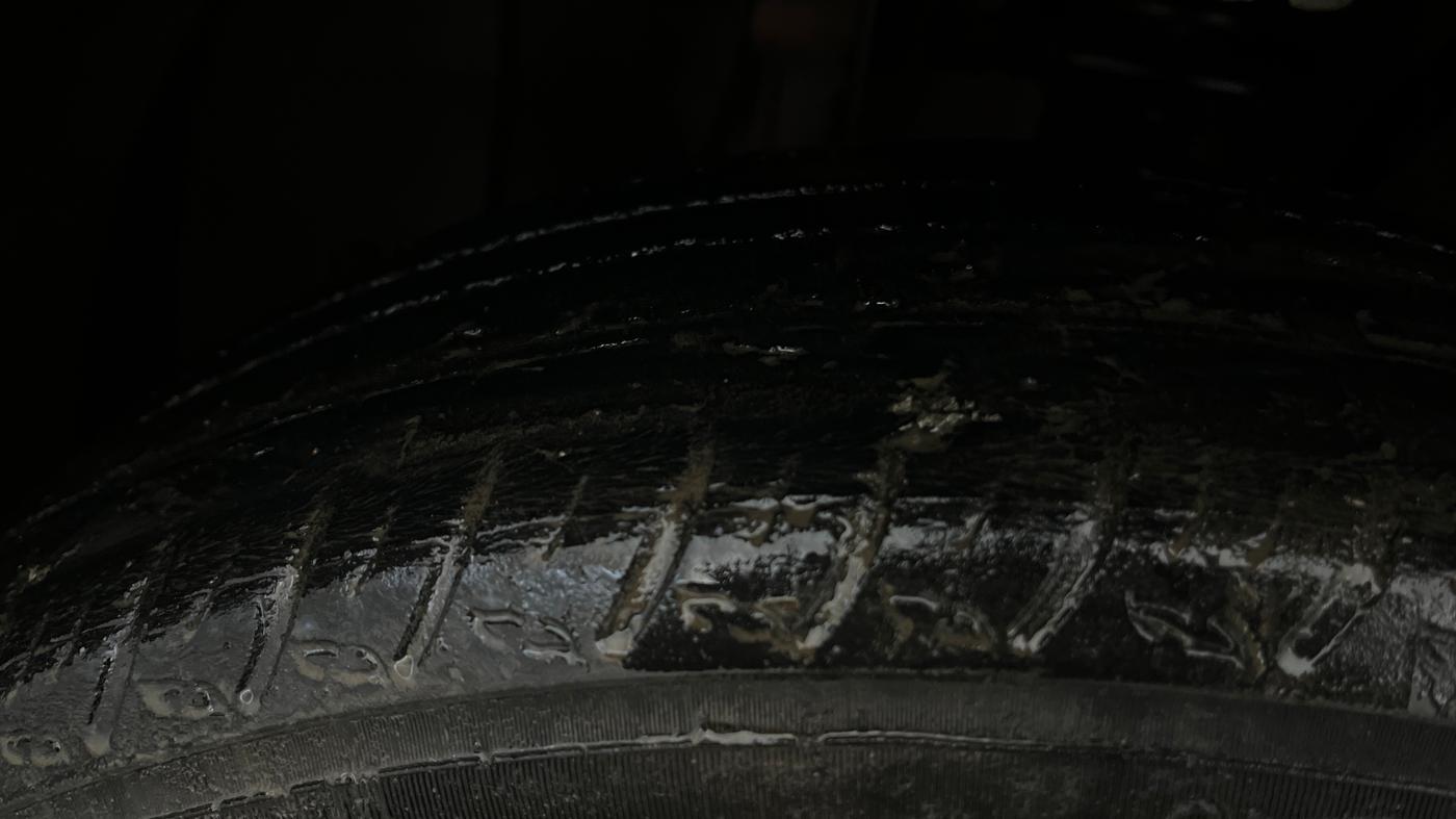 2021 Renault Kiger RXZ TURBO CVT, Petrol, Automatic, 46,473 km, Left Front Tyre Tread