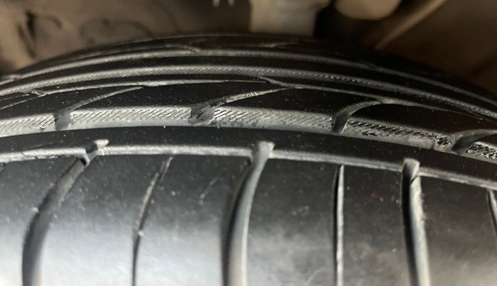 2021 KIA SELTOS GTX PLUS AT 1.5 DIESEL, Diesel, Automatic, 1,47,103 km, Left Front Tyre Tread