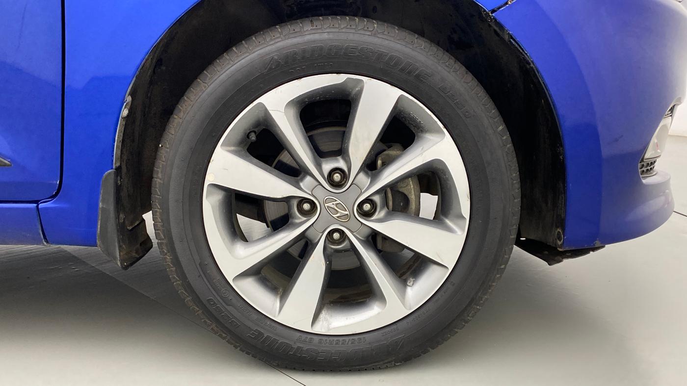 2016 Hyundai Elite i20 1.4 CRDI ASTA (O), Diesel, Manual, 69,447 km, Right Front Wheel
