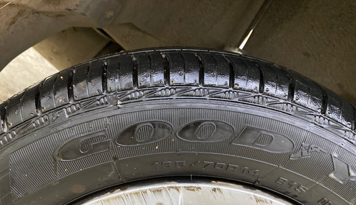 2015 Honda Amaze 1.2L I-VTEC SX, Petrol, Manual, 55,001 km, Right Rear Tyre Tread