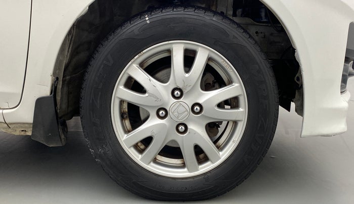 2015 Honda Brio 1.2 VX AT I VTEC, Petrol, Automatic, 38,204 km, Right Front Wheel