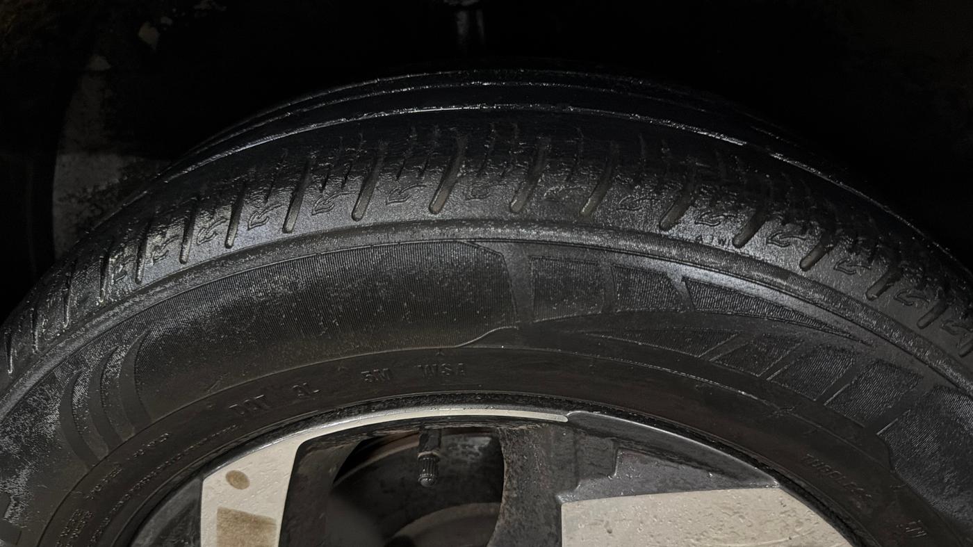 2021 Hyundai VENUE SX 1.0 TURBO IMT, Petrol, Manual, 59,397 km, Right Front Tyre Tread