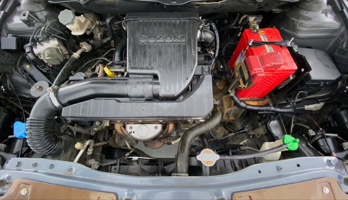 2015 Maruti Ciaz VXI PLUS, Petrol, Manual, 90,387 km, Open Bonet
