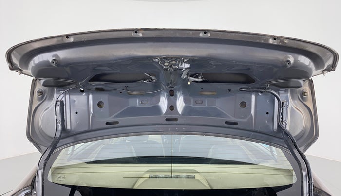 2015 Maruti Ciaz VXI PLUS, Petrol, Manual, 90,387 km, Boot Door Open