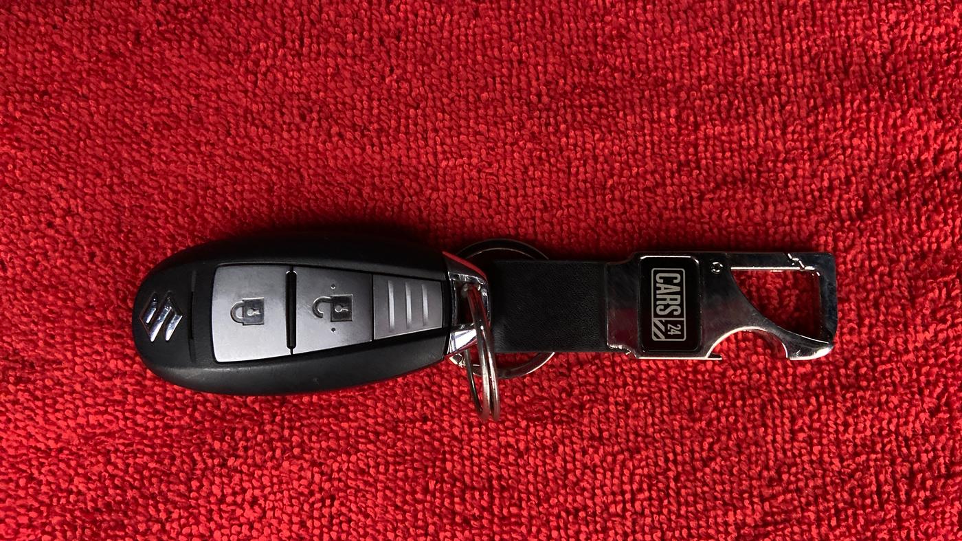 2019 Maruti Vitara Brezza ZDI PLUS DUAL TONE, Diesel, Manual, 41,091 km, Key Close Up