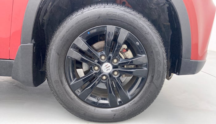 2019 Maruti Vitara Brezza ZDI PLUS DUAL TONE, Diesel, Manual, 41,091 km, Right Front Wheel