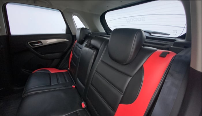 2019 Maruti Vitara Brezza ZDI PLUS DUAL TONE, Diesel, Manual, 41,091 km, Right Side Rear Door Cabin
