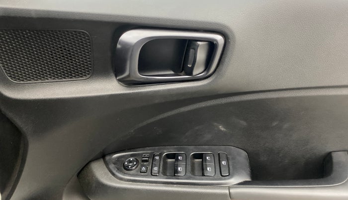 2023 Hyundai VENUE N LINE N8 1.0 TURBO DCT, Petrol, Automatic, 39,380 km, Driver Side Door Panels Control