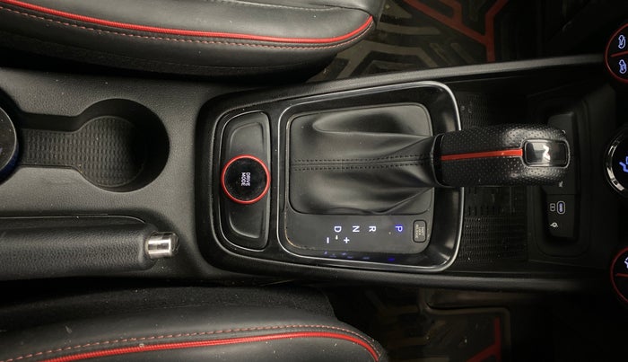 2023 Hyundai VENUE N LINE N8 1.0 TURBO DCT, Petrol, Automatic, 39,380 km, Gear Lever