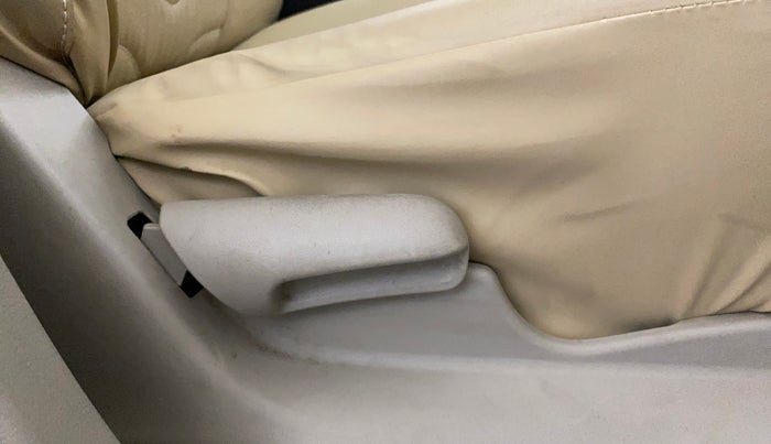 2021 Maruti Celerio VXI CNG, CNG, Manual, 63,108 km, Driver Side Adjustment Panel