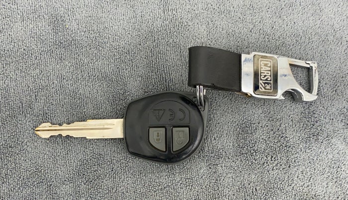 2020 Maruti Baleno DELTA PETROL 1.2, CNG, Manual, 61,006 km, Key Close Up