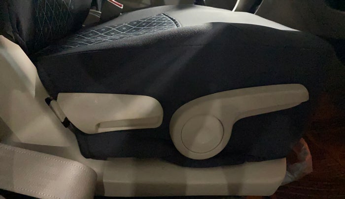 2021 Maruti Ciaz ALPHA 1.5 SHVS PETROL, Petrol, Manual, 44,010 km, Driver Side Adjustment Panel