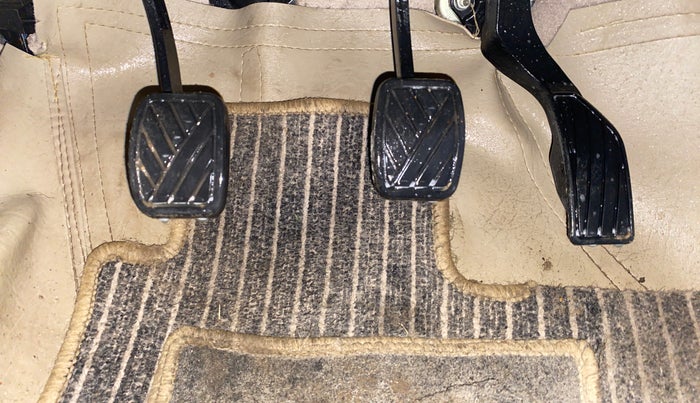 2021 Maruti Ciaz ALPHA 1.5 SHVS PETROL, Petrol, Manual, 44,010 km, Pedals