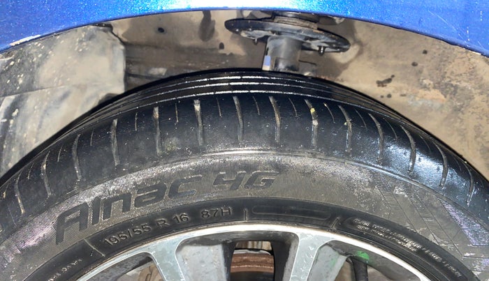 2021 Maruti Ciaz ALPHA 1.5 SHVS PETROL, Petrol, Manual, 44,010 km, Left Front Tyre Tread