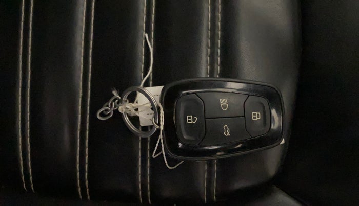 2019 Tata NEXON XZ PLUS PETROL, Petrol, Manual, 60,922 km, Key Close Up