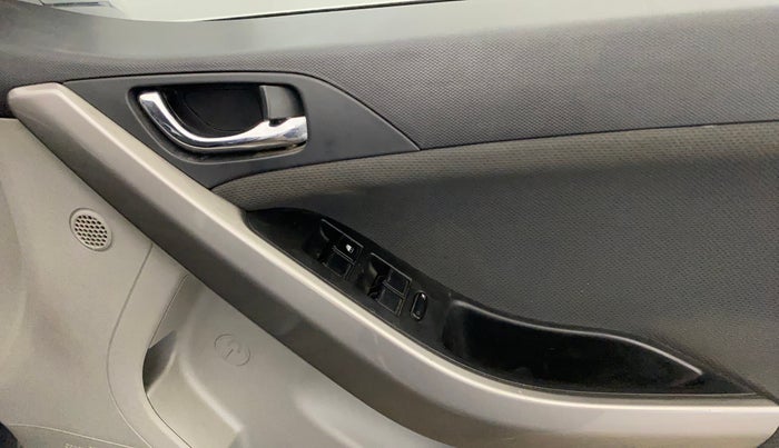 2019 Tata NEXON XZ PLUS PETROL, Petrol, Manual, 60,922 km, Driver Side Door Panels Control