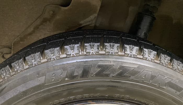 2013 Honda Brio S MT, Petrol, Manual, 74,465 km, Left Rear Tyre Tread