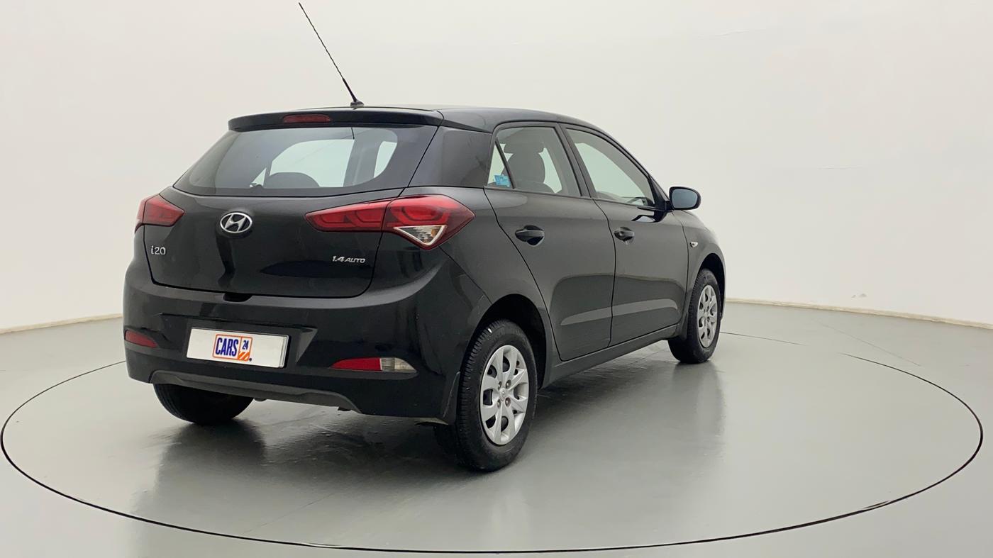 2016 Hyundai Elite i20 MAGNA 1.4 AT, Petrol, Automatic, 61,356 km, Right Back Diagonal