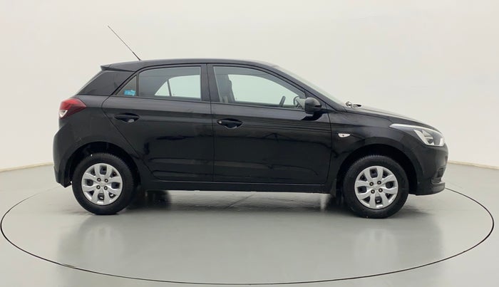 2016 Hyundai Elite i20 MAGNA 1.4 AT, Petrol, Automatic, 61,356 km, Right Side View