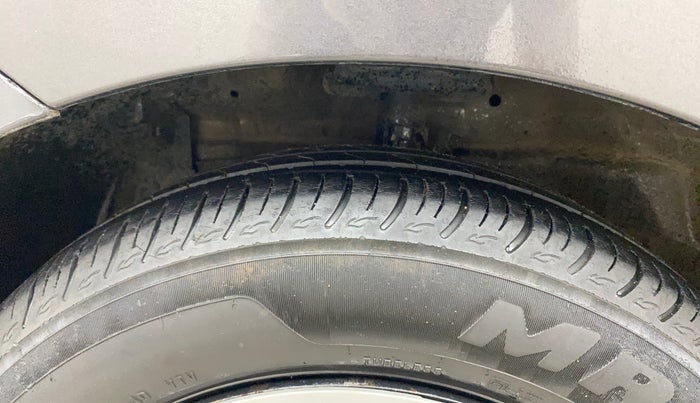 2016 Maruti Ertiga VXI, Petrol, Manual, 1,01,093 km, Left Front Tyre Tread