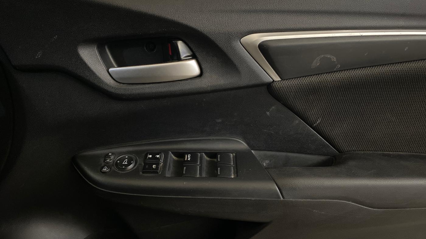 2022 Honda WR-V 1.2L I-VTEC VX MT, Petrol, Manual, 47,360 km, Driver Side Door Panels Control