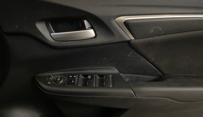 2022 Honda WR-V 1.2L I-VTEC VX MT, Petrol, Manual, 47,360 km, Driver Side Door Panels Control