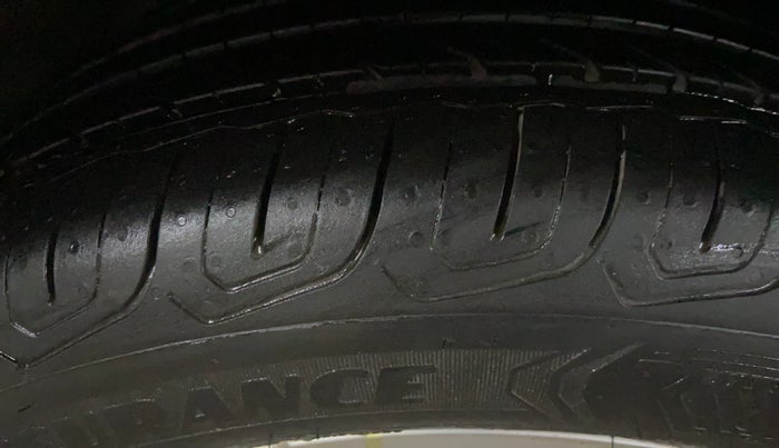 2021 Volkswagen TAIGUN GT 1.5 TSI MT, Petrol, Manual, 56,544 km, Right Rear Tyre Tread