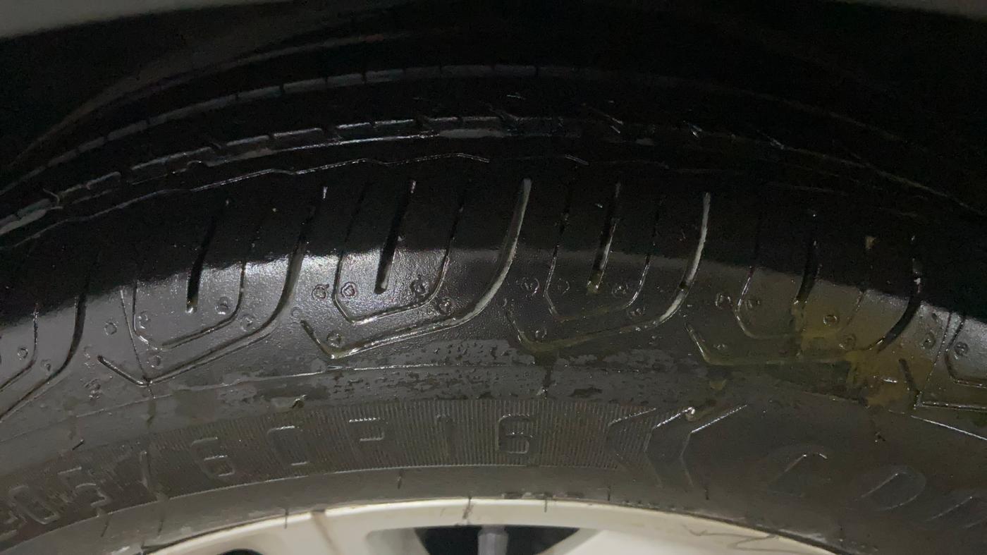 2021 Volkswagen TAIGUN GT 1.5 TSI MT, Petrol, Manual, 56,526 km, Left Front Tyre Tread