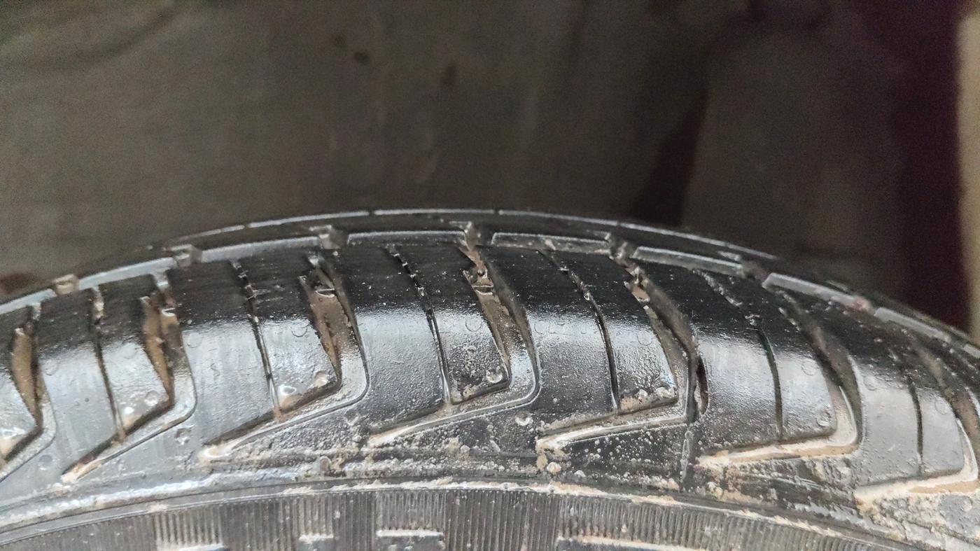 2024 Maruti Alto K10 VXI PLUS, Petrol, Manual, 22,478 km, Left Rear Tyre Tread