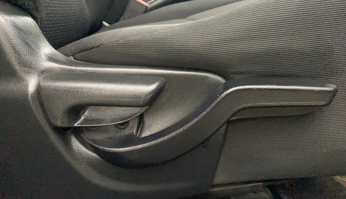 2018 Honda BR-V 1.5L I-VTEC V CVT, Petrol, Automatic, 72,048 km, Driver Side Adjustment Panel