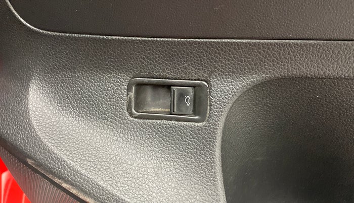 2020 Skoda Rapid STYLE TSI, Petrol, Manual, 54,410 km, Flooring - Dicky opening lever is not working