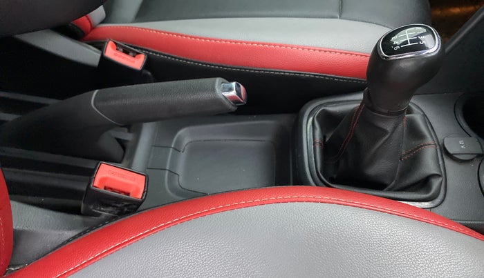 2020 Skoda Rapid STYLE TSI, Petrol, Manual, 54,410 km, Gear Lever