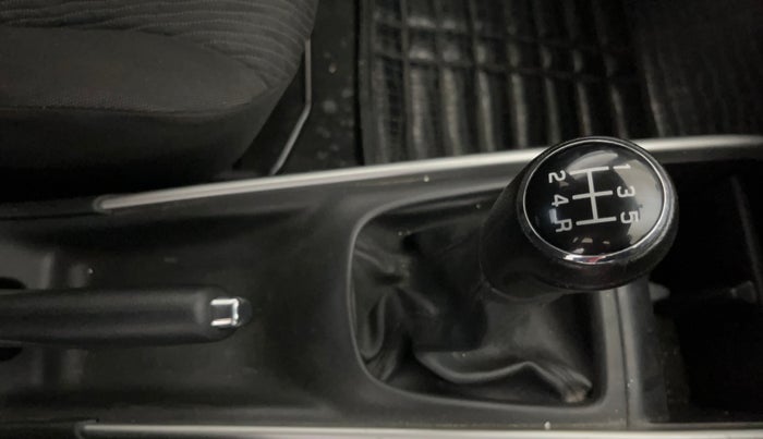 2018 Maruti Baleno DELTA PETROL 1.2, Petrol, Manual, 30,522 km, Gear Lever