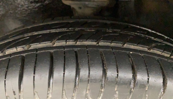 2010 Maruti Alto K10 LXI, Petrol, Manual, 86,013 km, Left Front Tyre Tread