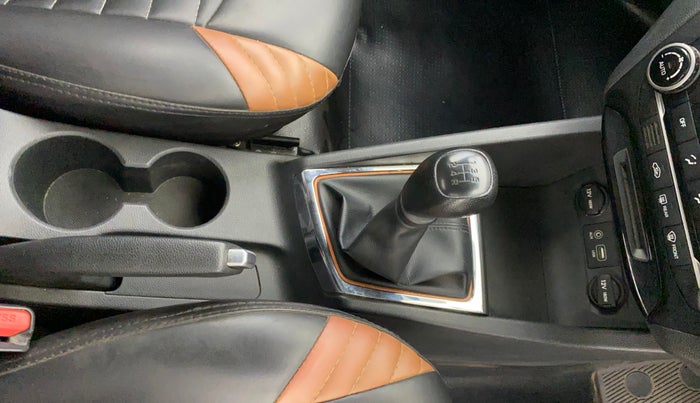 2016 Hyundai i20 Active 1.2 SX, Petrol, Manual, 66,312 km, Gear Lever