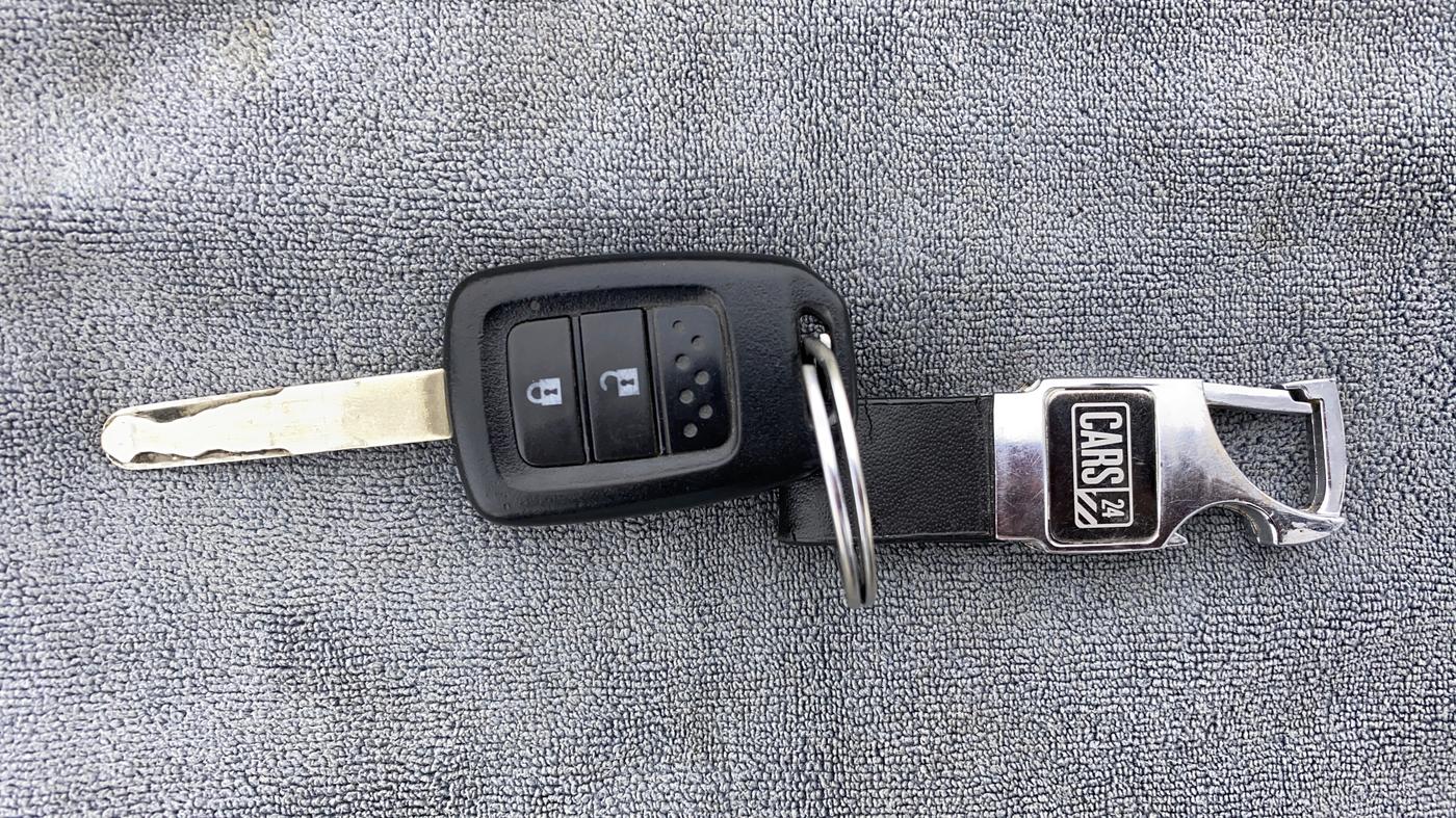2019 Honda WR-V 1.2L I-VTEC VX MT, Petrol, Manual, 56,529 km, Key Close Up