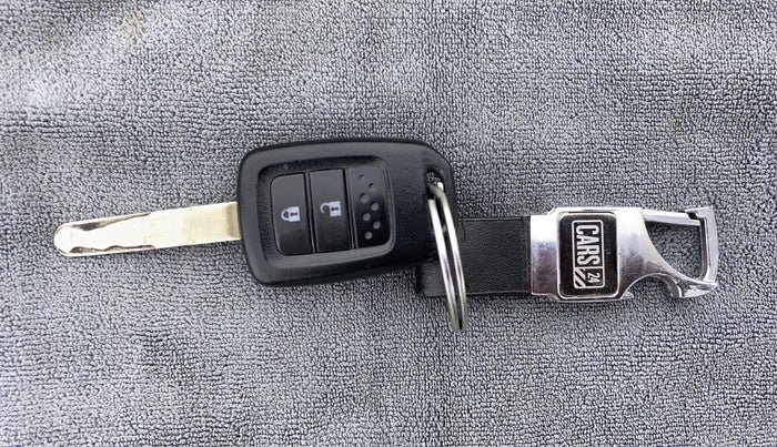 2019 Honda WR-V 1.2L I-VTEC VX MT, Petrol, Manual, 56,529 km, Key Close Up