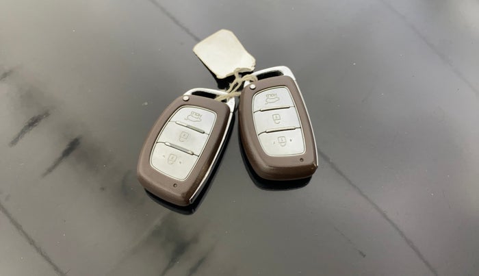 2017 Hyundai Creta SX PLUS AT 1.6 PETROL, Petrol, Automatic, 81,084 km, Key Close Up