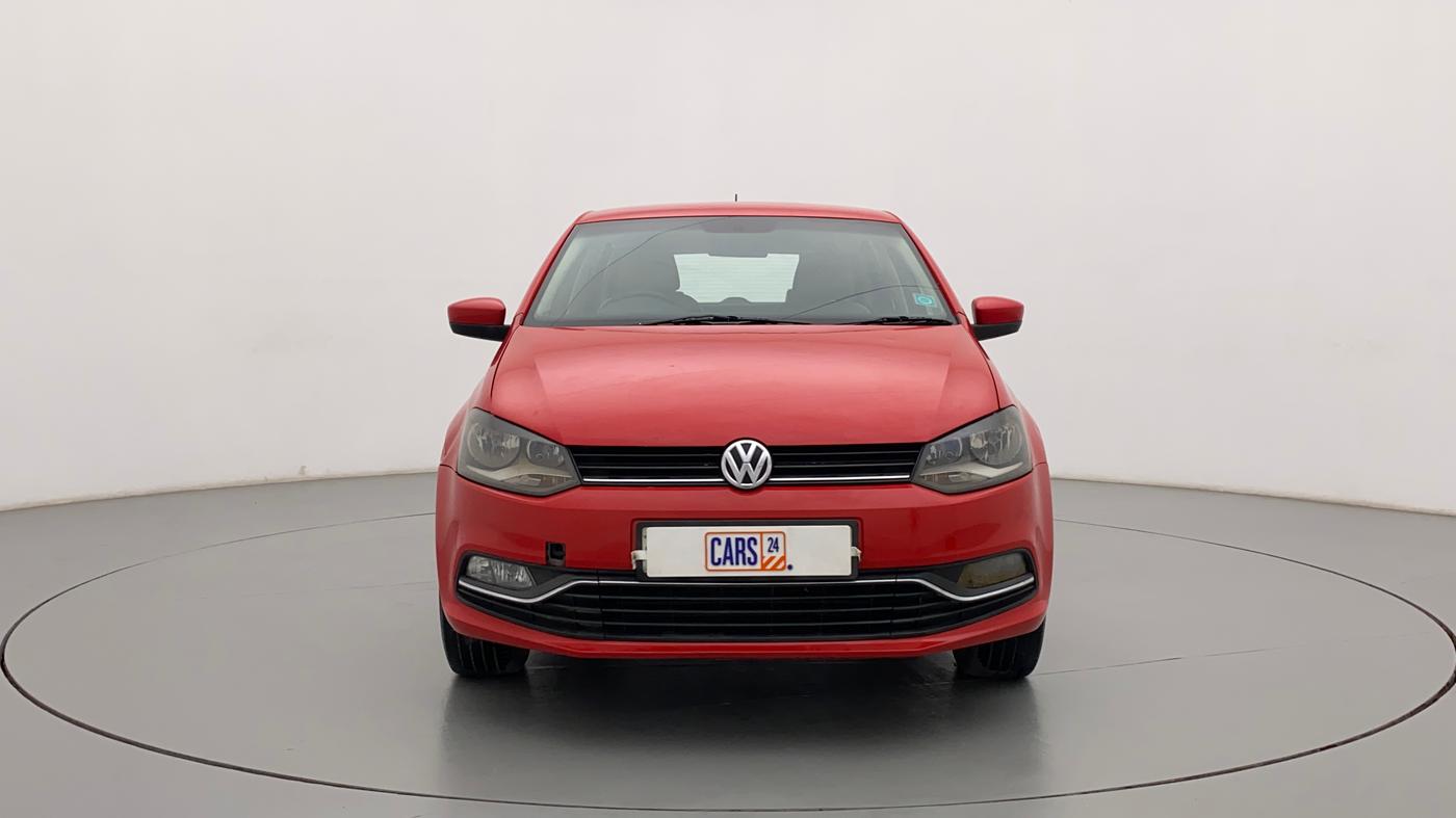 2015 Volkswagen Polo HIGHLINE1.5L, Diesel, Manual, 1,23,224 km, Front
