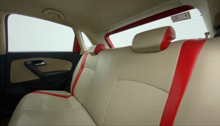 2015 Volkswagen Polo HIGHLINE1.5L, Diesel, Manual, 1,23,224 km, Right Side Rear Door Cabin