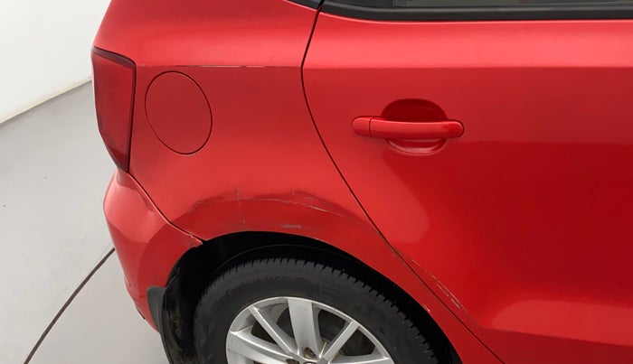 2015 Volkswagen Polo HIGHLINE1.5L, Diesel, Manual, 1,23,224 km, Right quarter panel - Minor scratches