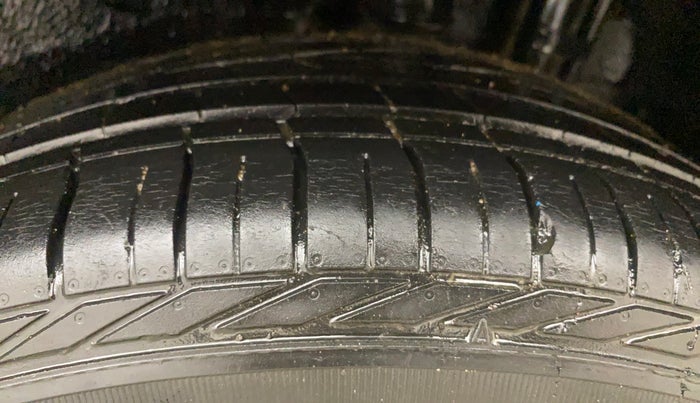 2020 Tata NEXON XZA PLUS PETROL, Petrol, Automatic, 46,299 km, Left Rear Tyre Tread