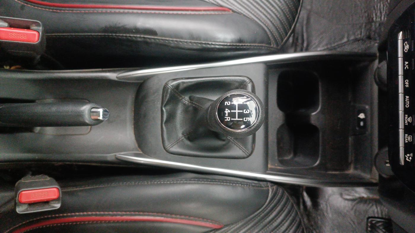 2023 Maruti FRONX ZETA 1.0 TURBO MT, Petrol, Manual, 41,988 km, Gear Lever