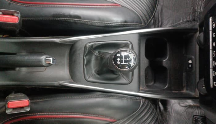 2023 Maruti FRONX ZETA 1.0 TURBO MT, Petrol, Manual, 41,988 km, Gear Lever