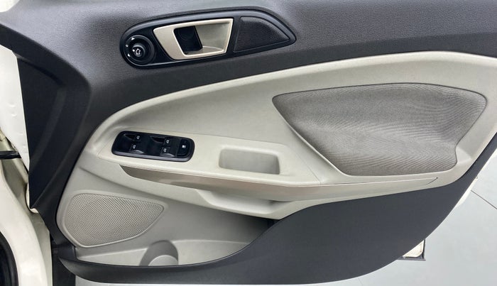 2013 Ford Ecosport 1.0 ECOBOOST TITANIUM, Petrol, Manual, 52,524 km, Driver Side Door Panels Control