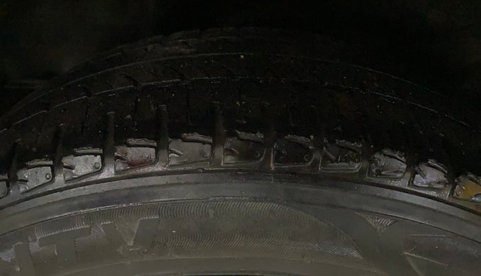 2022 Honda City 1.5L I-VTEC V MT 5TH GEN, Petrol, Manual, 39,346 km, Right Rear Tyre Tread